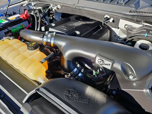 Used 2018 Ford F150 Platinum w/ Equipment Group 701A Luxury image 33