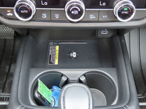 Used 2023 Honda HR-V EX-L image 20