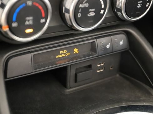 Used 2019 MAZDA MX-5 Miata Grand Touring image 26