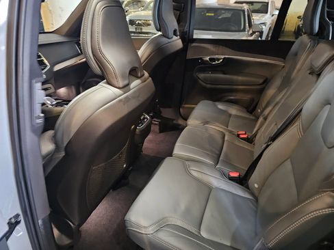 Certified 2025 Volvo XC90 B6 Ultra w/ Protection Package AWD/4WD image 12