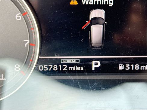Used 2024 Mitsubishi Outlander SE AWD/4WD image 14