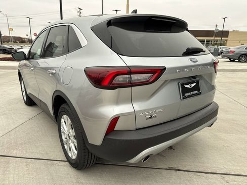 Used 2023 Ford Escape Active image 6