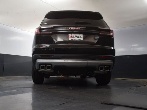 New 2025 GMC Acadia Elevation image 43