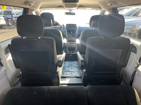Used 2015 Dodge Grand Caravan SE w/ Quick Order Package 29E SE image 18