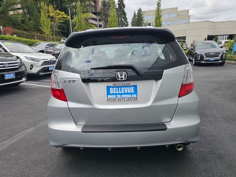 Used 2011 Honda Fit Sport image 6