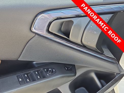 Used 2025 BMW X3 xDrive30i AWD/4WD image 13
