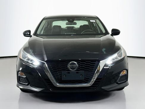 Used 2022 Nissan Altima 2.5 SV FWD image 2