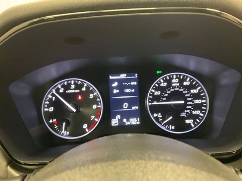 Used 2025 Subaru Outback Premium AWD/4WD image 2