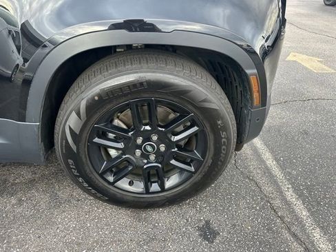 Used 2024 Land Rover Defender 110 S image 18