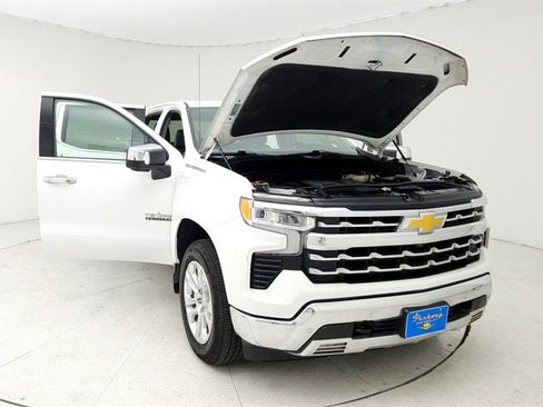 Certified 2023 Chevrolet Silverado 1500 LTZ image 10