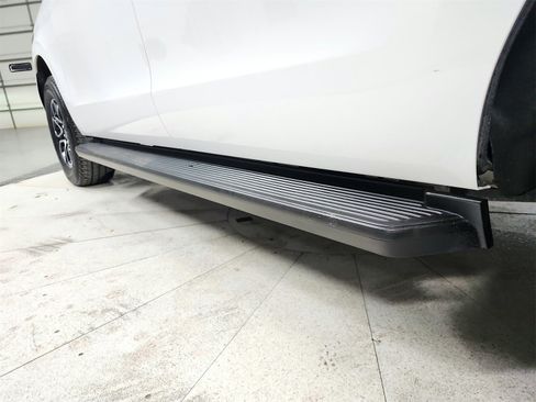 Used 2024 Ford Expedition Max XLT image 45