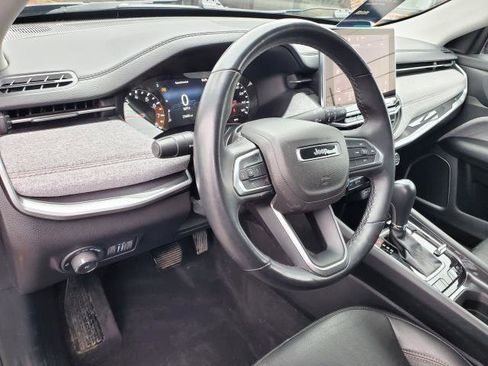 Used 2022 Jeep Compass Latitude image 7