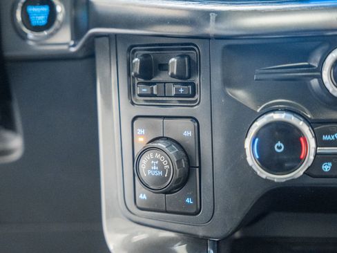 Certified 2022 Ford F150 Lariat w/ Equipment Group 502A High image 31