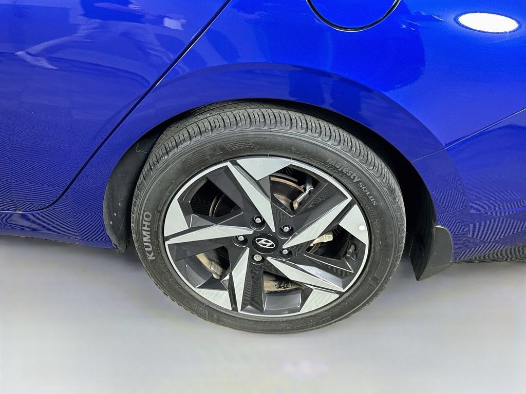 Used 2023 Hyundai Elantra Limited FWD image 36