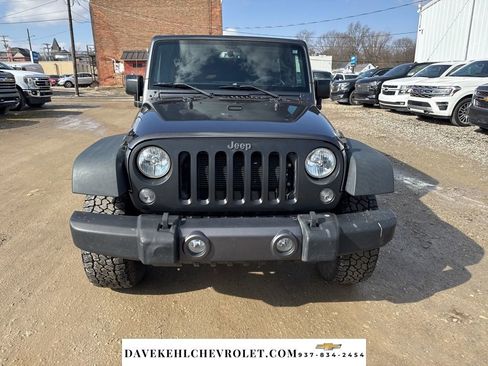 Used 2017 Jeep Wrangler Unlimited Sport image 4