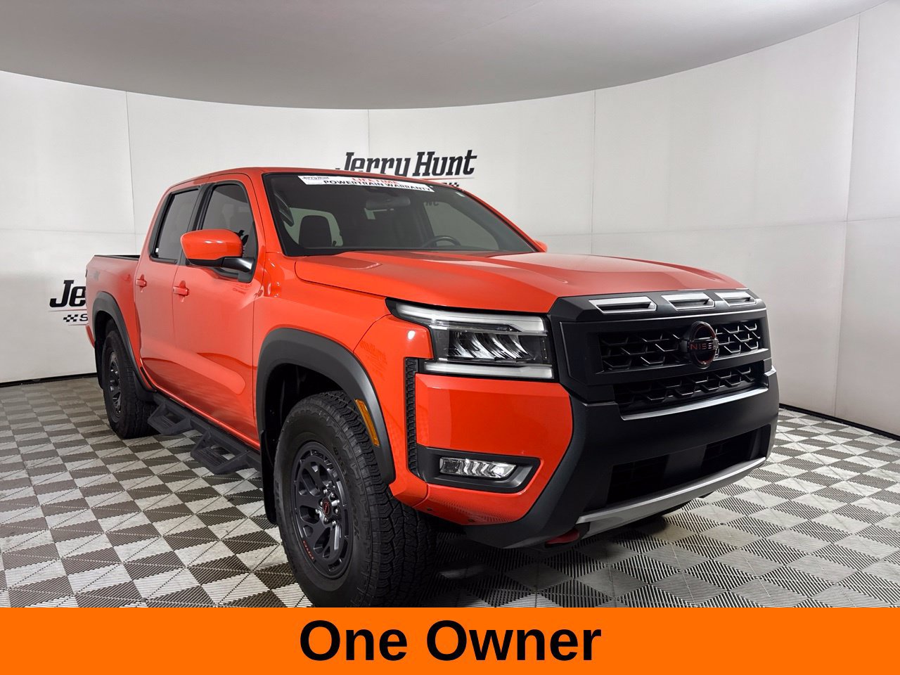 Used 2025 Nissan Frontier PRO-4X w/ Interior Protection Package AWD/4WD image 4