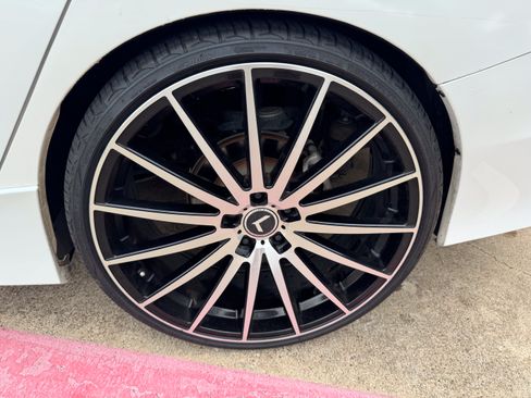 Used 2017 Honda Accord Sport image 10