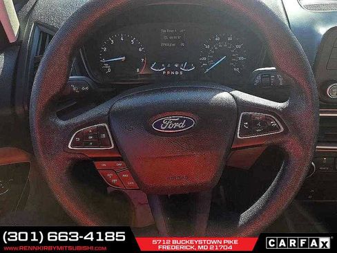 Used 2019 Ford EcoSport S image 14