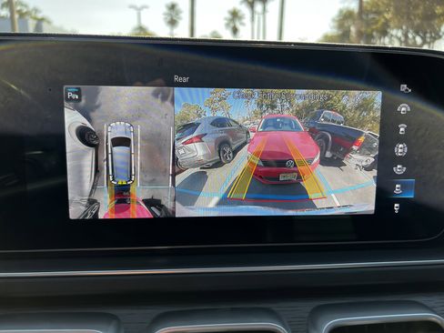 Used 2023 Mercedes-Benz GLS 450 4MATIC w/ AMG Line Exterior image 53