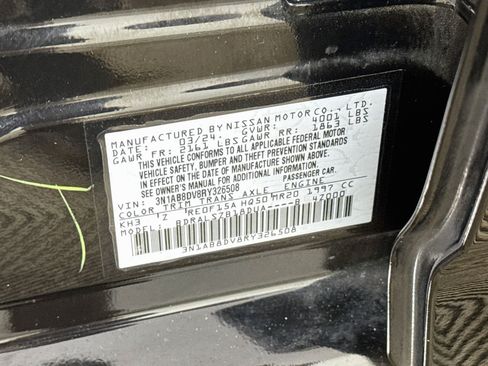 Used 2024 Nissan Sentra SR w/ SR Premium Package FWD image 32