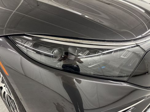 Certified 2023 Mercedes-Benz EQS 580 4MATIC Sedan w/ Exclusive Trim Package image 10
