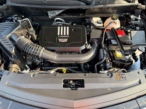 Used 2025 Cadillac XT6 Luxury FWD image 18