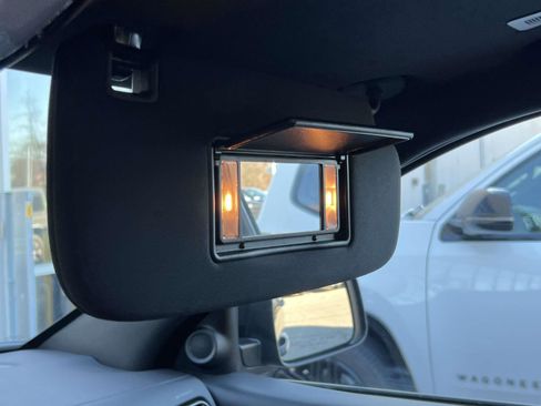 Used 2024 Dodge Durango GT image 10