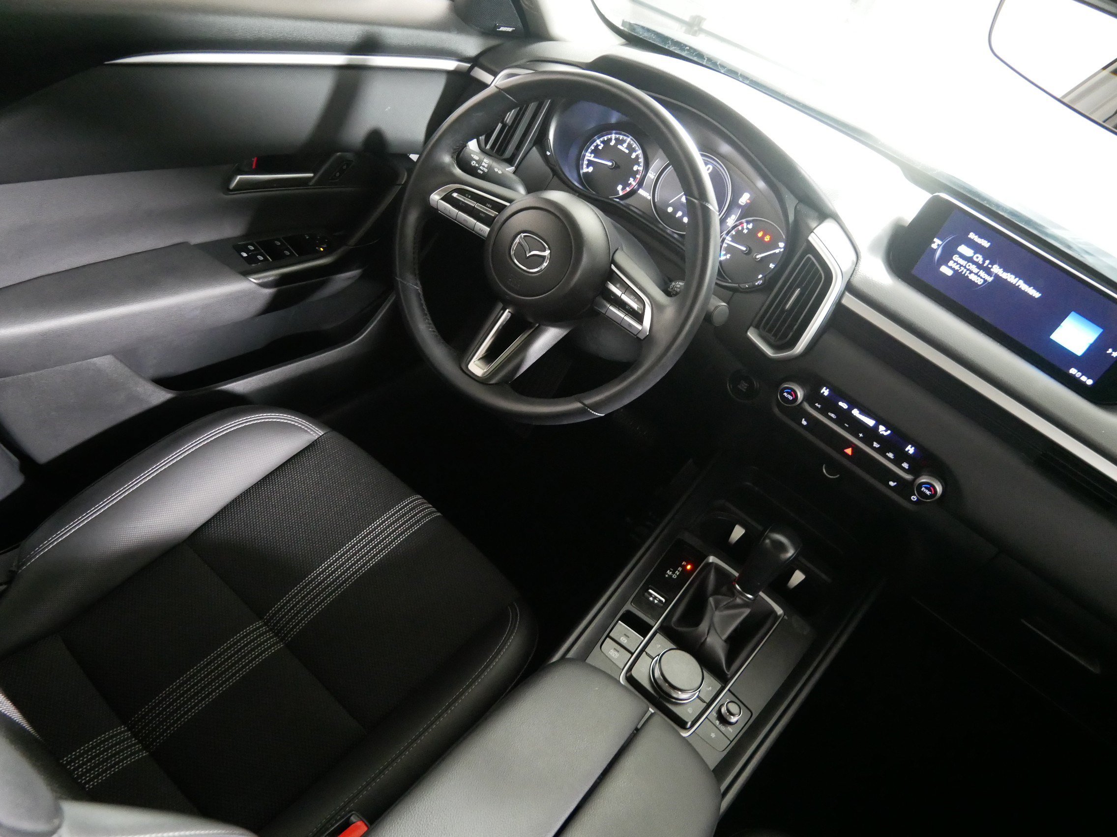 Used 2025 MAZDA CX-50 AWD 2.5 S w/ Premium Package image 9