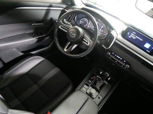 Used 2025 MAZDA CX-50 AWD 2.5 S w/ Premium Package image 9
