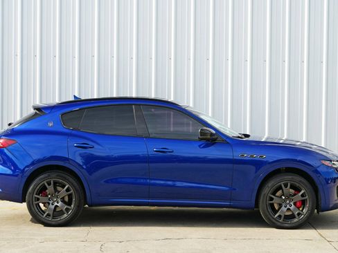Used 2019 Maserati Levante image 52