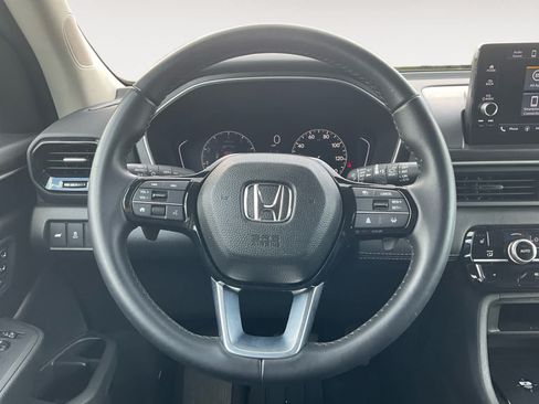 Used 2025 Honda Pilot EX-L image 12