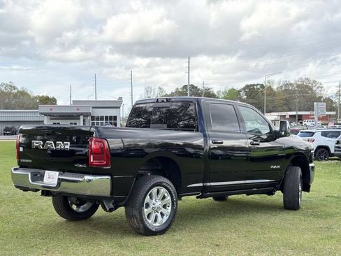 New 2026 RAM 2500 Laramie AWD/4WD image 8