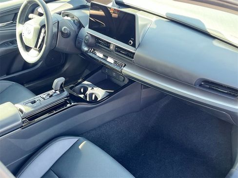 Used 2026 Toyota Prius Limited image 27