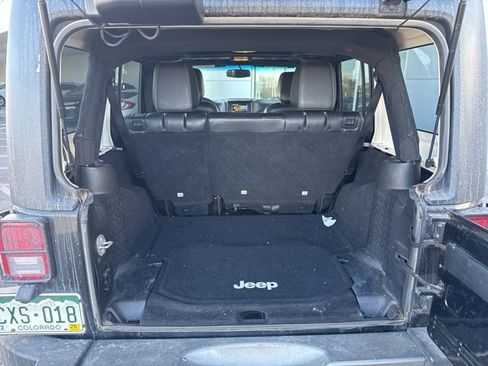 Used 2014 Jeep Wrangler Unlimited Sport image 13