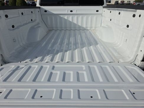 Used 2022 GMC Canyon AT4 w/ Trailering Package image 9