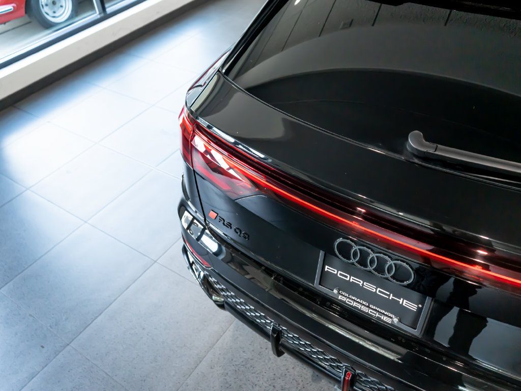Used 2025 Audi RS Q8 performance AWD/4WD image 33