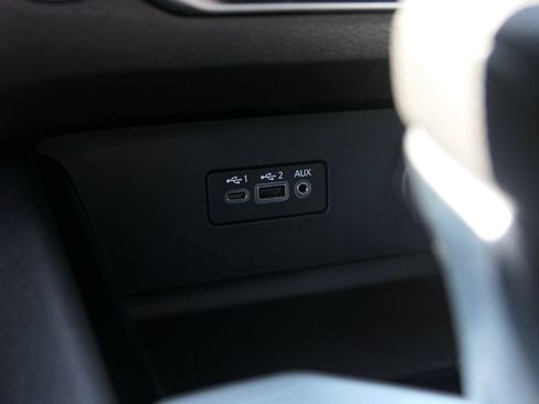 Used 2024 Nissan Altima 2.5 SV FWD image 18