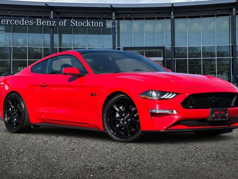 Used 2019 Ford Mustang GT Premium w/ Equipment Group 401A RWD image 2