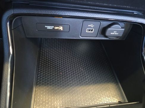 Used 2025 Honda CR-V LX image 38