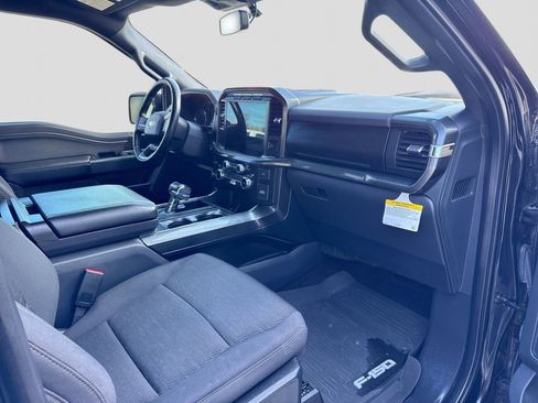 Certified 2022 Ford F150 XLT w/ Equipment Group 302A High image 8