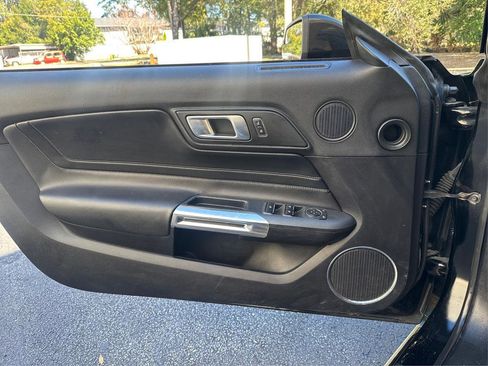 Used 2018 Ford Mustang Premium w/ Equipment Group 201A image 20