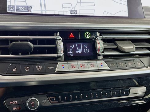 Used 2024 BMW X3 sDrive30i image 24