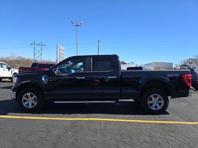 Used 2023 Ford F150 XLT w/ XTR Package AWD/4WD image 4