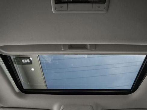 Used 2024 MAZDA CX-90 3.3 Turbo w/ Preferred Package image 34