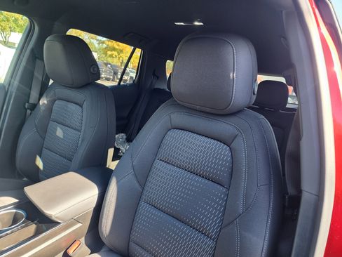 New 2026 Chevrolet Equinox LT w/ Midnight Edition image 21