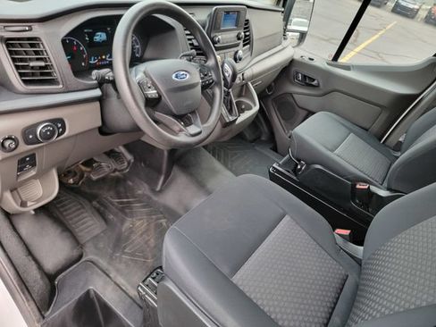 Certified 2025 Ford Transit 250 Low Roof w/ Exterior Upgrade Package RWD image 19