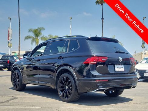 Used 2021 Volkswagen Tiguan SE R-Line AWD/4WD image 2