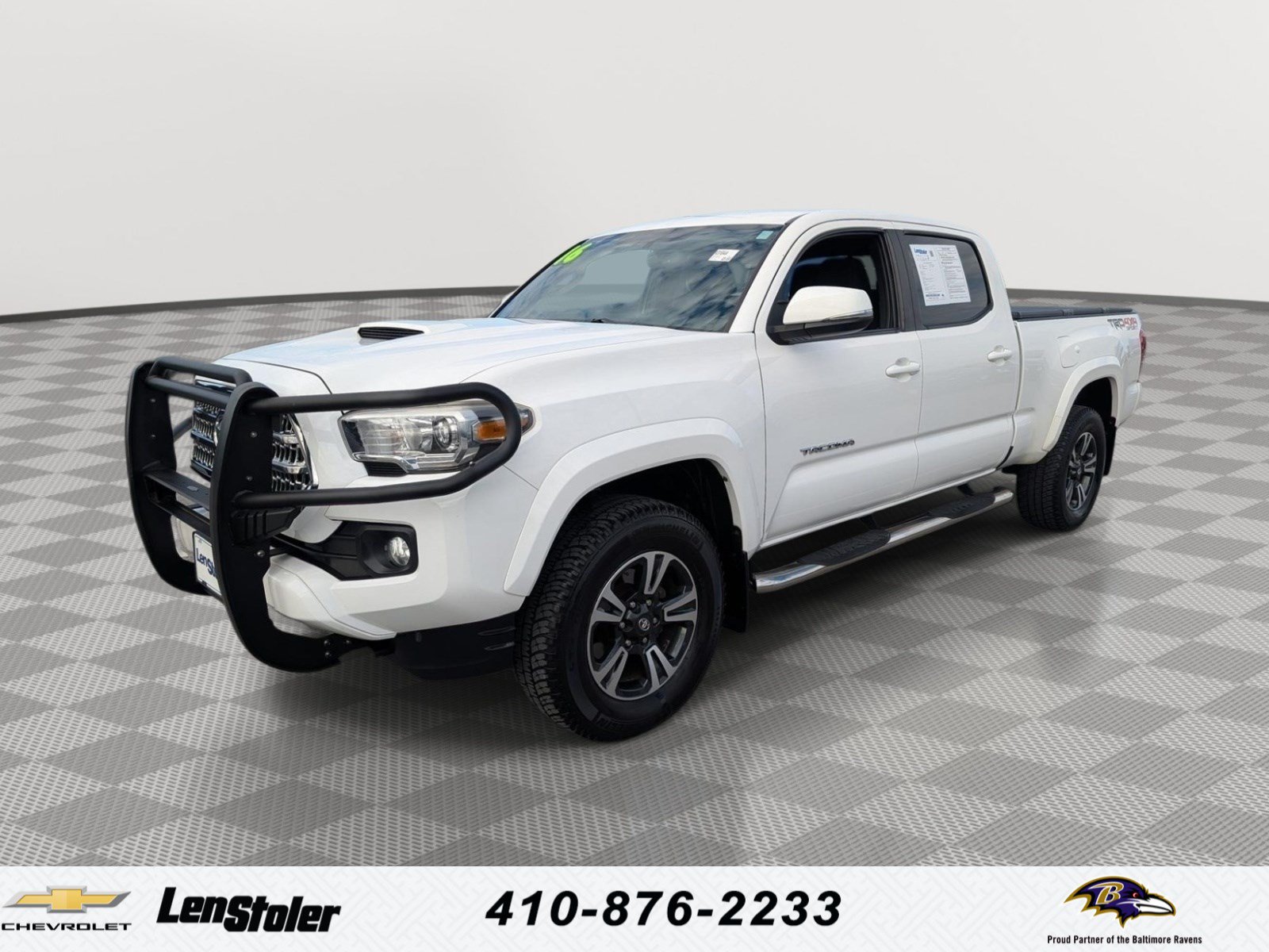 Used 2016 Toyota Tacoma TRD Sport w/ Towing Package AWD/4WD image 1