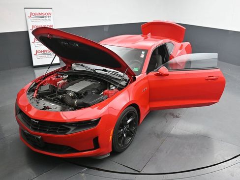 Used 2020 Chevrolet Camaro LT image 26