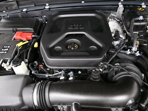 Used 2026 Jeep Wrangler Unlimited Sport AWD/4WD image 34